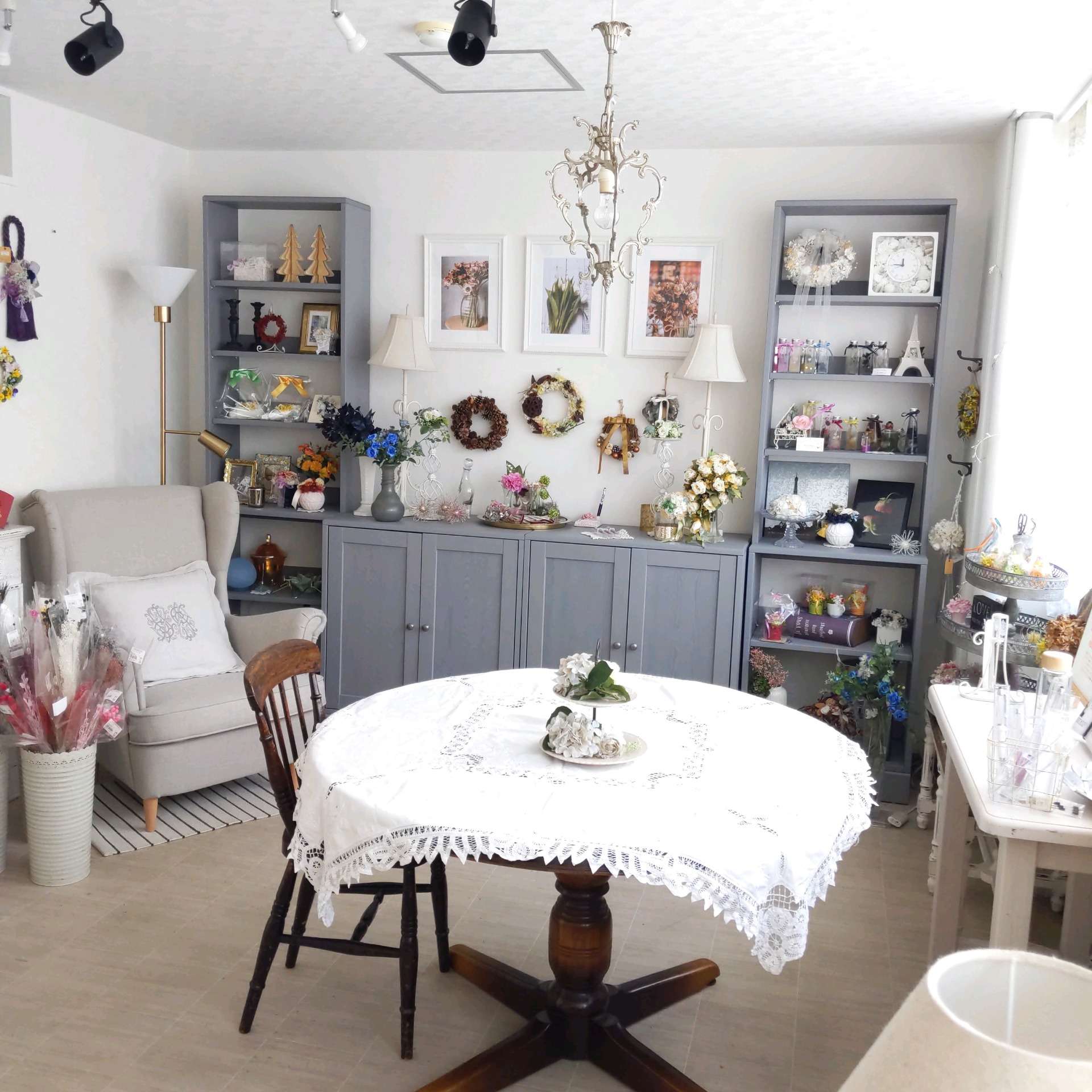 サロンドフルールしほり